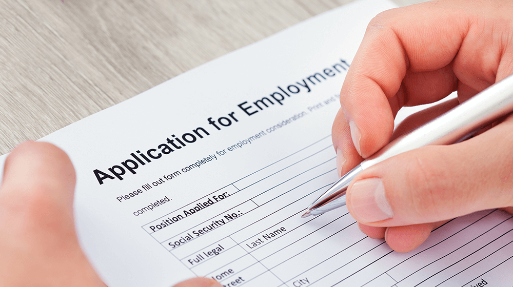 Application form thường được sử dụng khi bạn ứng tuyển cho vị trí nào đó
